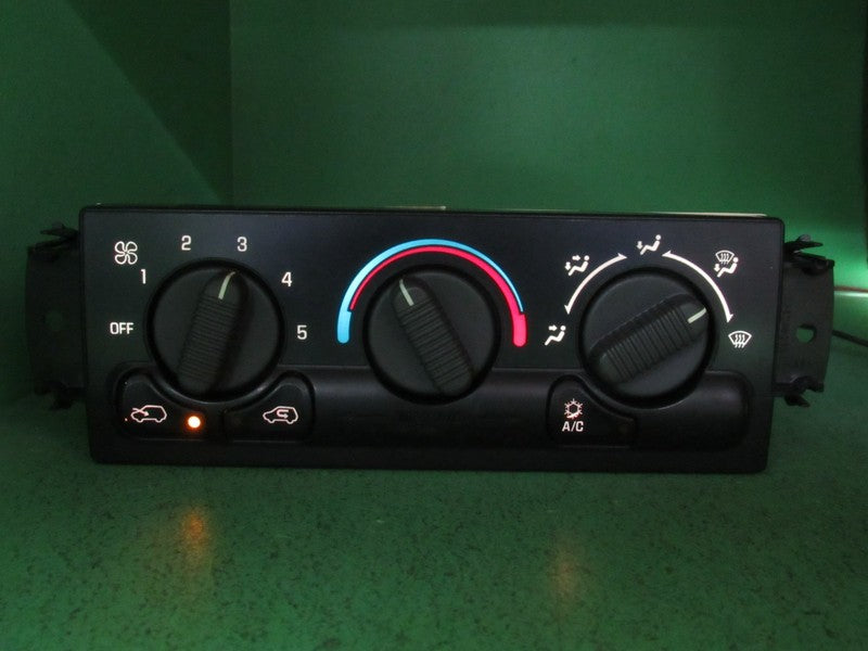 09361355 99-02 SIERRA SILVERADO TAHOE AC MANUAL CLIMATE TEMP CONTROL R