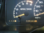 95-96 C/K TRUCK MT INSTRUMENT GAUGE CLUSTER SPEEDOMETER TACH 135k REBU