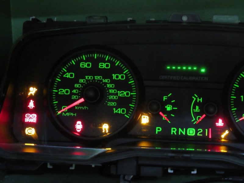 08 CROWN VICTORIA P71 INSTRUMENT GAUGE CLUSTER SPEEDO TACH MILEAGE PRO