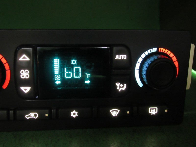 15107730 TAHOE ESCALADE SILVERADO AC DIGITAL CLIMATE TEMP CONTROL LED 