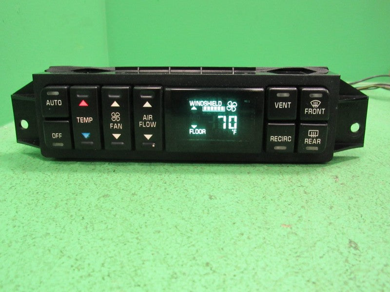 16202304 97-05 BUICK PARK AVE AC DIGITAL CLIMATE TEMPERATURE CONTROL R