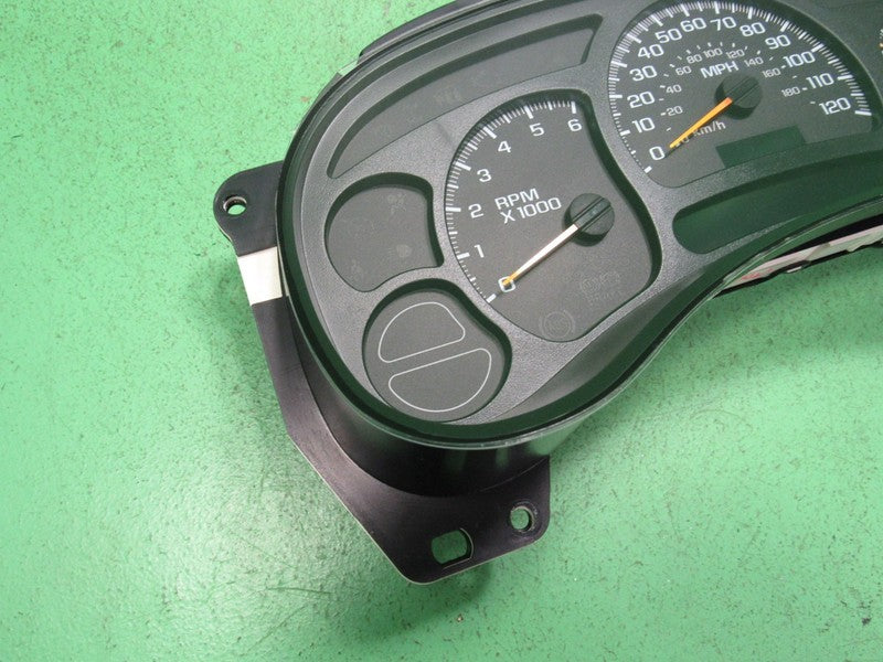 03-05 SILVERADO SIERRA TAHOE INSTRUMENT GAUGE CLUSTER MILEAGE PROG REB