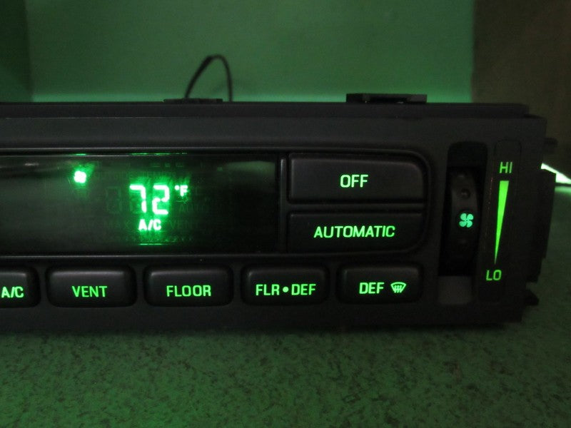 03-11 CROWN VIC EATC AUTOMATIC CLIMATE HEATER CONTROL 6W7H-19C933-AA R