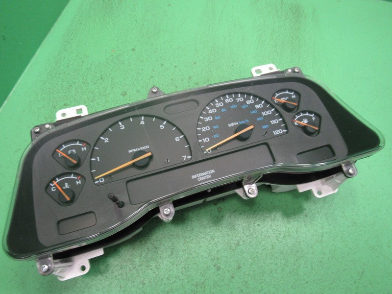 01-04 DODGE DAKOTA MPH INSTRUMENT GAUGE CLUSTER SPEEDO TACH MILEAGE PR