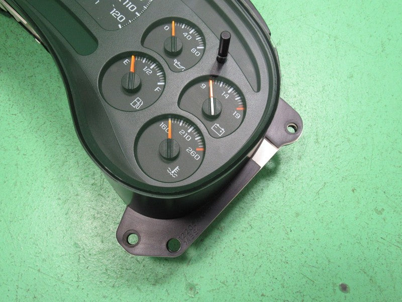 06-07 SILVERADO SIERRA TAHOE INSTRUMENT GAUGE CLUSTER MILEAGE PROG REB