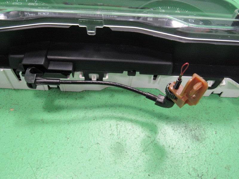 09-11 CROWN VICTORIA P71 INSTRUMENT GAUGE CLUSTER SPEEDO TACH MILEAGE 