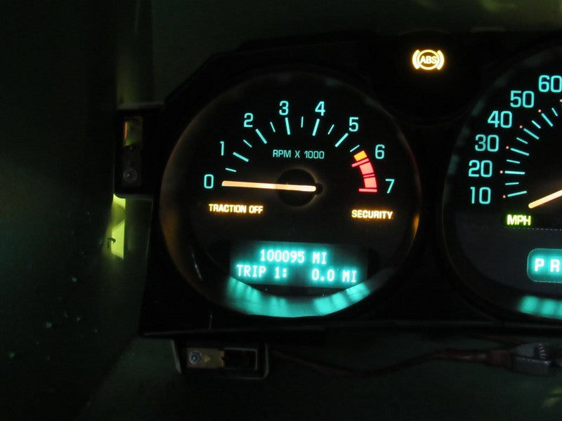 02-05 BUICK LESABRE INSTRUMENT GAUGE CLUSTER GAUGES SPEEDO TACH MILEAG
