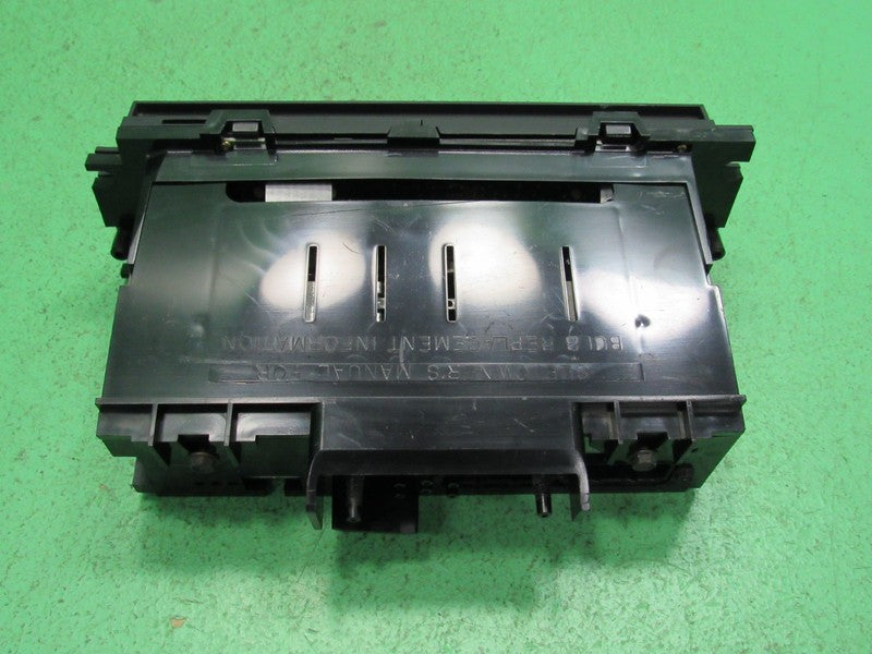 03-11 CROWN VIC EATC AUTOMATIC CLIMATE HEATER CONTROL 3W7H-19C933-AB R