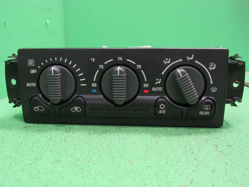 15060162 00-02 TAHOE SILVERADO YUKON A/C AUTO CLIMATE TEMP CONTROL REB