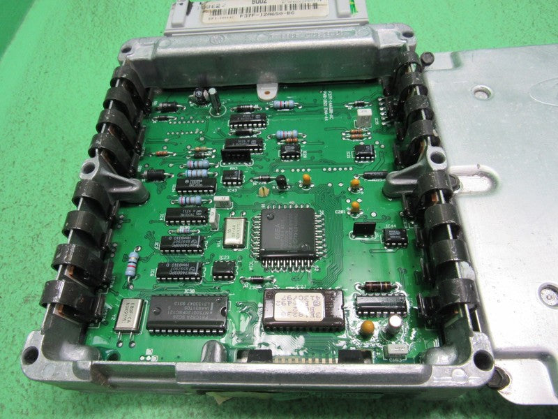 BOO2 93 FORD RANGER 2.3 MT ECU ECM PCM ENGINE COMPUTER F37F-12A650-BC 