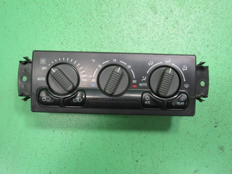 15060162 00-02 TAHOE SILVERADO YUKON A/C AUTO CLIMATE TEMP CONTROL REB