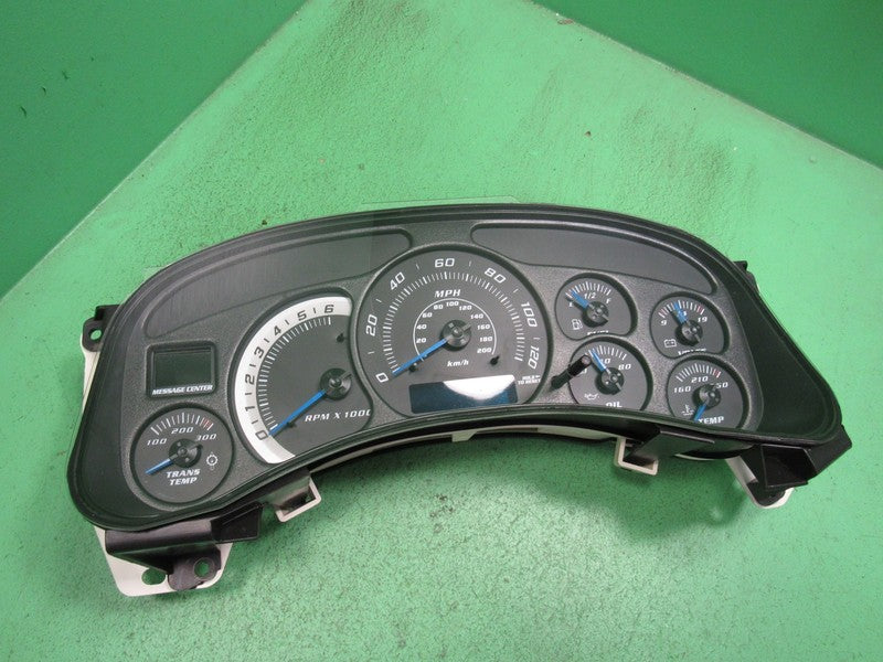 01-02 YUKON TAHOE SILVERADO INSTRUMENT GAUGE CLUSTER SPEEDO TACH MILEA