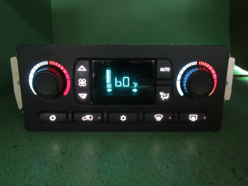 15105215 TAHOE ESCALADE SILVERADO AC DIGITAL CLIMATE TEMP CONTROL LED 
