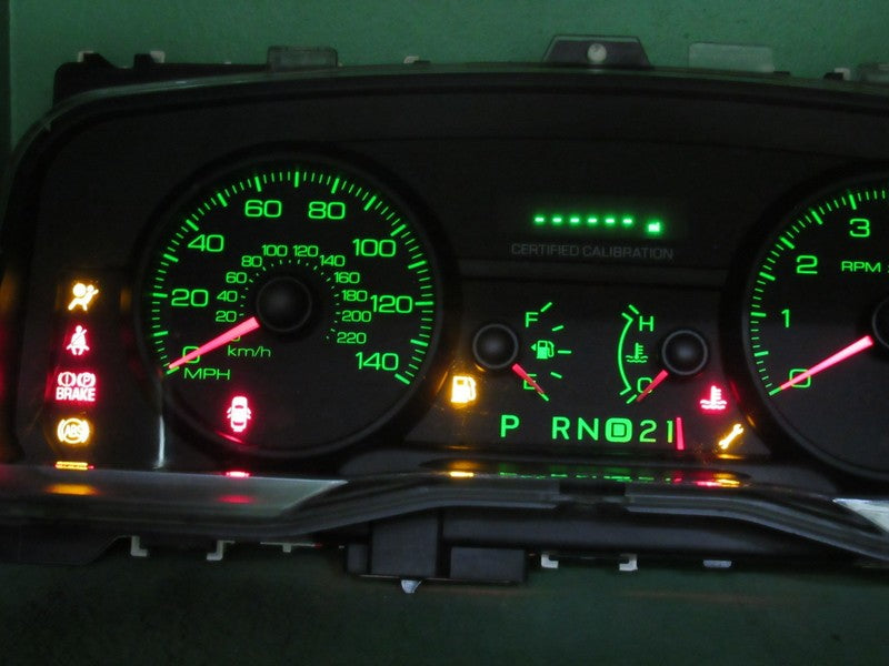 09-11 CROWN VICTORIA P71 INSTRUMENT GAUGE CLUSTER SPEEDO TACH MILEAGE 