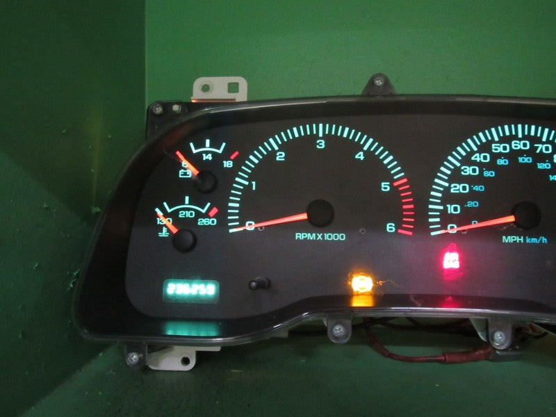 00-01 DODGE RAM GAS INSTRUMENT GAUGE CLUSTER SPEEDOMETER TACH 236K TES