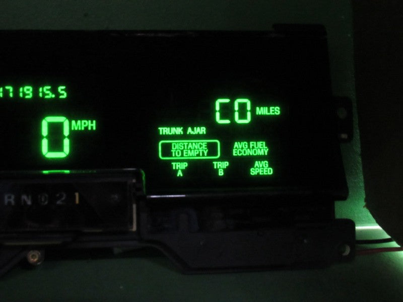 01-02 CROWN VIC GRAND MARQUIS DIGITAL INSTRUMENT GAUGE CLUSTER SPEEDO 