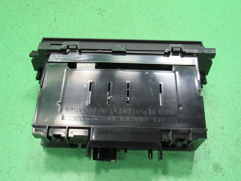 03-11 CROWN VIC EATC AUTOMATIC CLIMATE HEATER CONTROL 6W7H-19C933-AA R