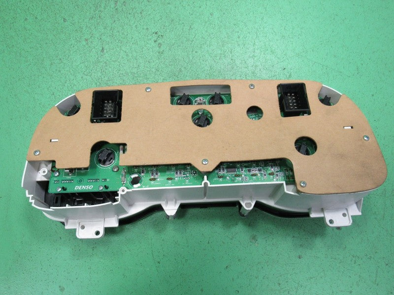 01-04 DODGE DAKOTA MPH INSTRUMENT GAUGE CLUSTER SPEEDO TACH MILEAGE PR