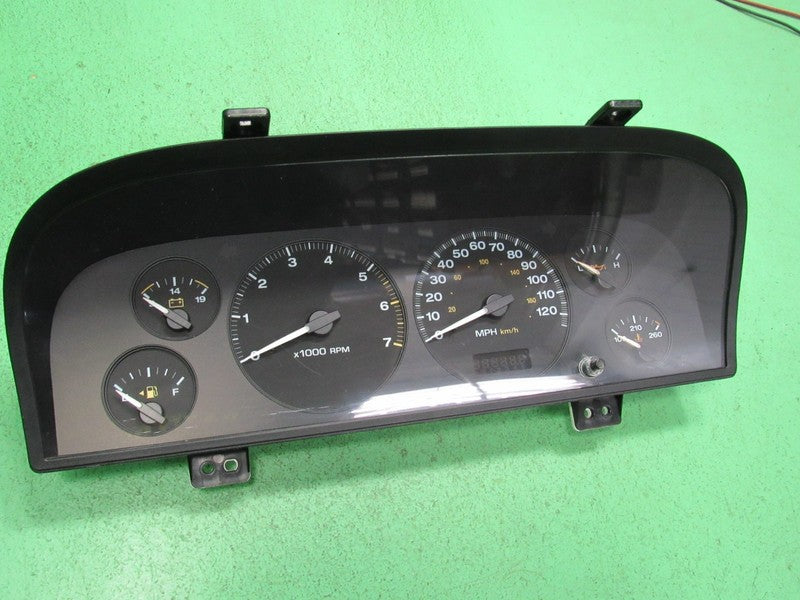 02-04 JEEP GRAND CHEROKEE WJ INSTRUMENT GAUGE CLUSTER MILEAGE PROG REB