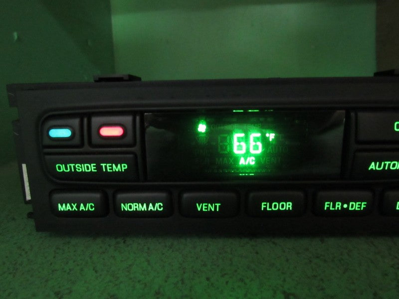 03-11 CROWN VIC EATC AUTOMATIC CLIMATE HEATER CONTROL 3W7H-19C933-AB R