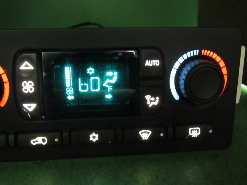 15855848 TAHOE ESCALADE SILVERADO AC DIGITAL CLIMATE TEMP CONTROL LED 