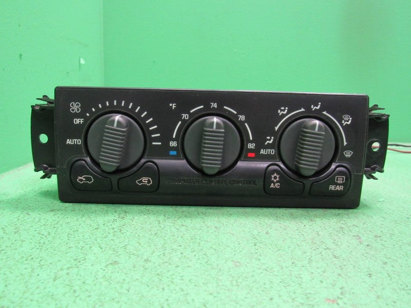 15060162 00-02 TAHOE SILVERADO YUKON A/C AUTO CLIMATE TEMP CONTROL REB