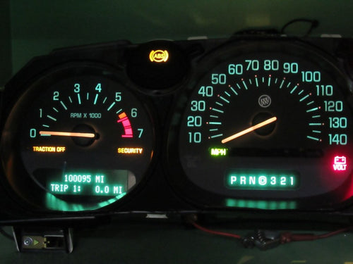 00-01 BUICK LESABRE INSTRUMENT GAUGE CLUSTER GAUGES SPEEDO TACH MILEAG