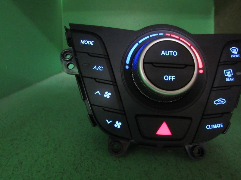 97250-2V520 16-17 VELOSTER AC HEATER CLIMATE TEMPERTURE CONTROL REBUIL