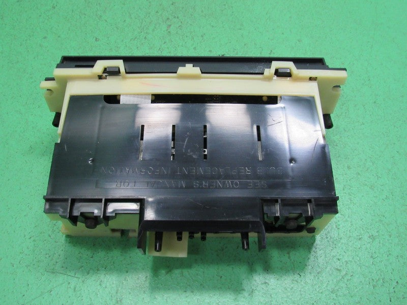 99-01 EXPLORER EATC AUTOMATIC CLIMATE HEATER CONTROL XL2H-19C933-AB RE