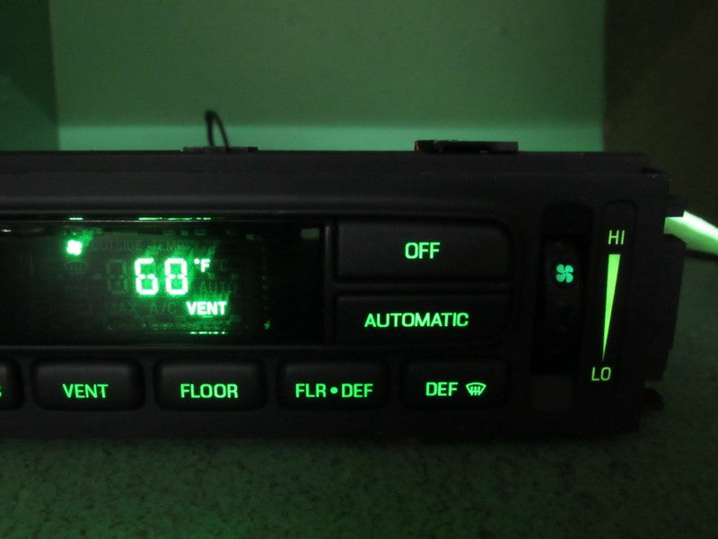 01-02 CROWN VIC EATC AUTOMATIC CLIMATE HEATER CONTROL 1W7H-18C612-CA R