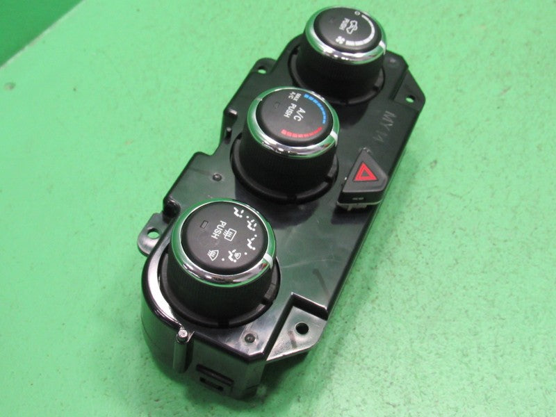 68268190AA 13-18 RAM TRUCK A/C HEATER CLIMATE TEMPERTURE CONTROL TESTE