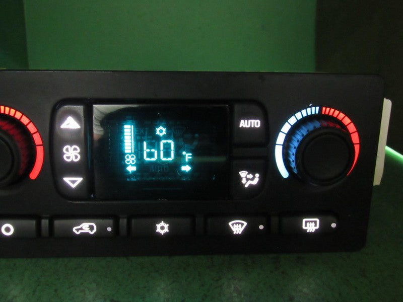 10367041 TAHOE ESCALADE SILVERADO AC DIGITAL CLIMATE TEMP CONTROL LED 