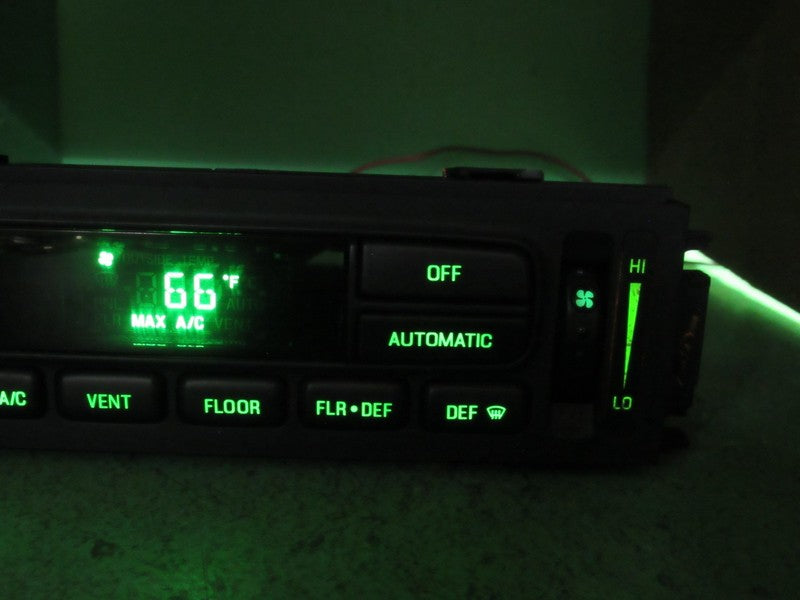 03-11 CROWN VIC EATC AUTOMATIC CLIMATE HEATER CONTROL 3W7H-19C933-AB R