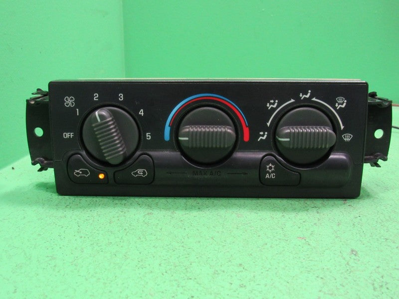 09361355 99-02 SIERRA SILVERADO TAHOE AC MANUAL CLIMATE TEMP CONTROL R