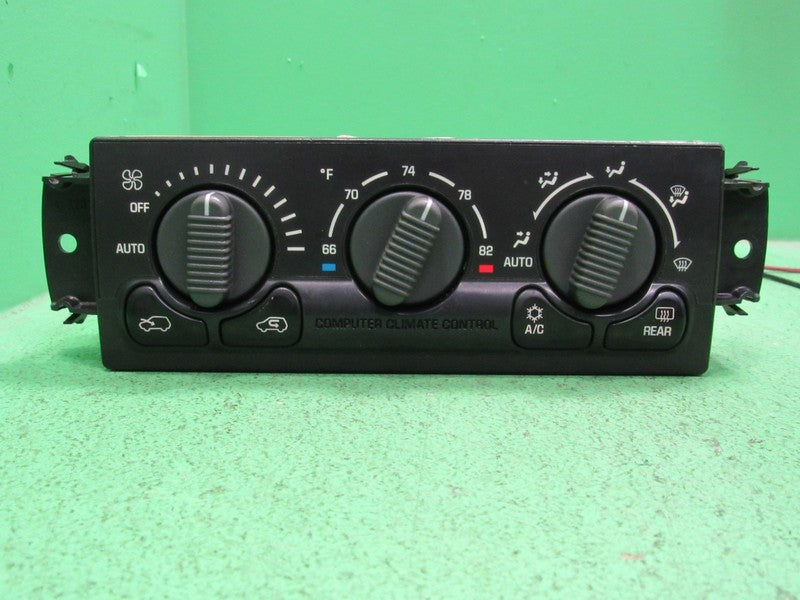 15060162 00-02 TAHOE SILVERADO YUKON A/C AUTO CLIMATE TEMP CONTROL REB