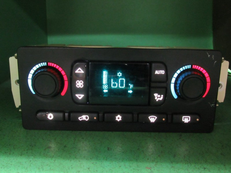 15137655 TAHOE ESCALADE SILVERADO AC DIGITAL CLIMATE TEMP CONTROL LED 