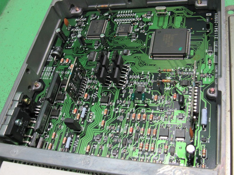 89661-42552 99-00 TOYOTA RAV4 AT ECU ECM PCM ENGINE COMPUTER CONTROL R