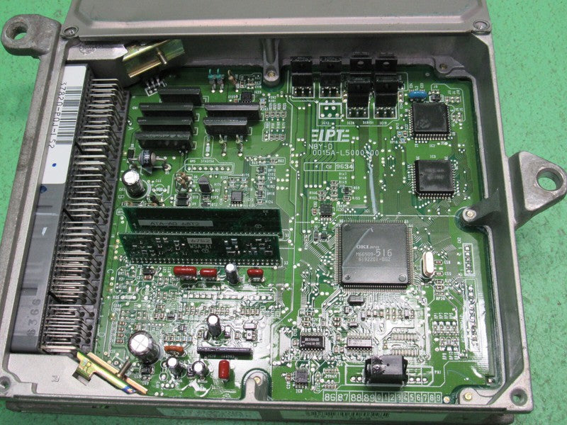 37820-P0J-L52 96-97 ACCORD DX LX AT ECU ECM PCM ENGINE CONTROL UNIT RE