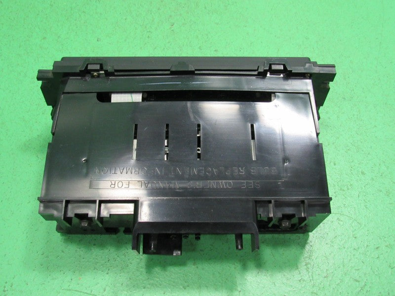 99-02 EXPEDITION NAVIGATOR AUTO CLIMATE HEATER CONTROL XL7H-19C933-AD 