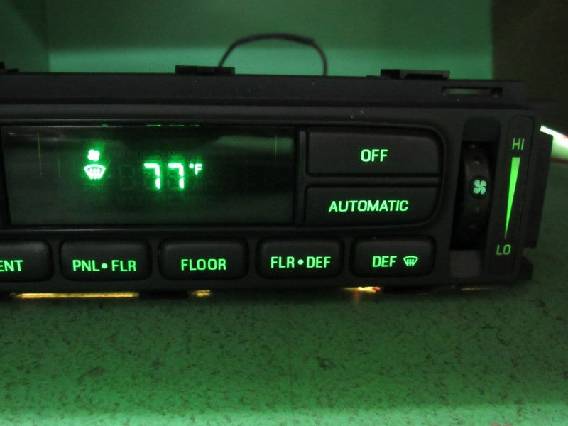 99-02 EXPEDITION NAVIGATOR AUTO CLIMATE HEATER CONTROL 1L7H-19C933-AA 