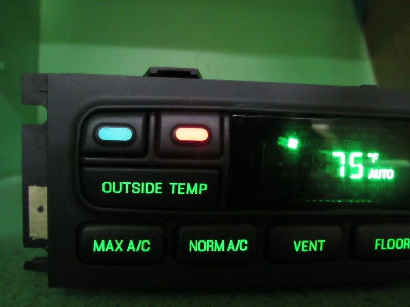03-11 CROWN VIC EATC AUTOMATIC CLIMATE HEATER CONTROL 6W7H-19C933-AA R