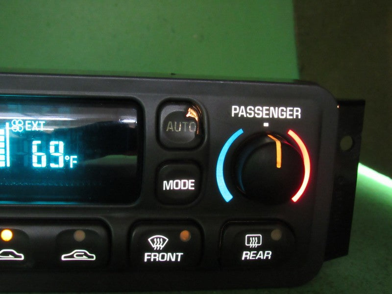 16254311 98-99 CORVETTE C5 AC DIGITAL CLIMATE TEMP HEATER CONTROL REBU