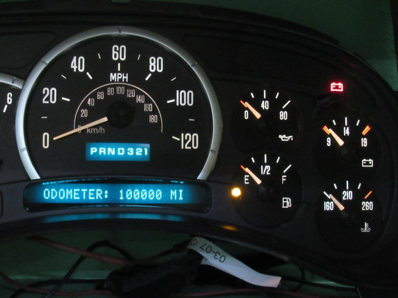 03-04 CADILLAC ESCALADE INSTRUMENT GAUGE CLUSTER SPEEDO MILEAGE PROG R