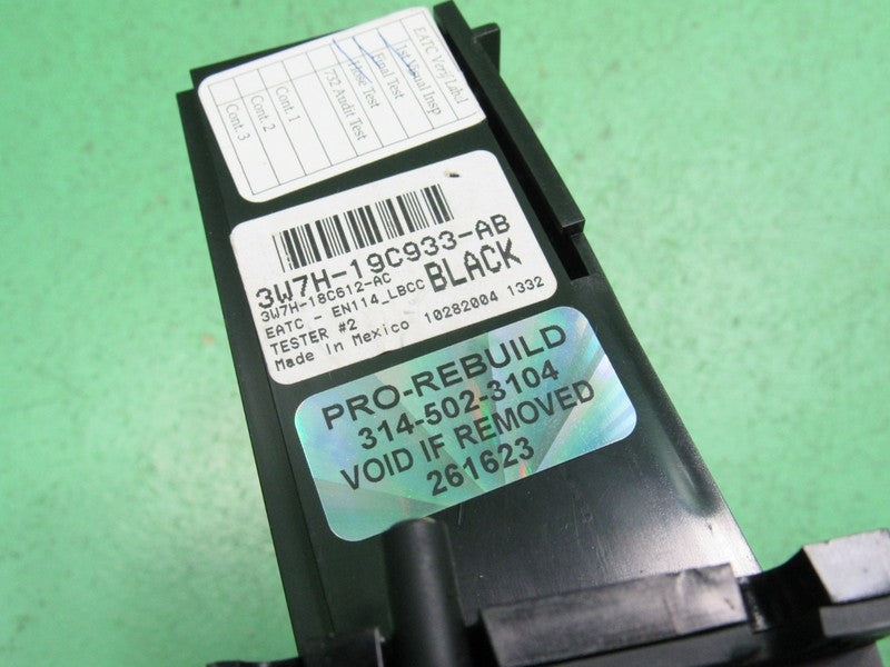 03-11 CROWN VIC EATC AUTOMATIC CLIMATE HEATER CONTROL 3W7H-19C933-AB R