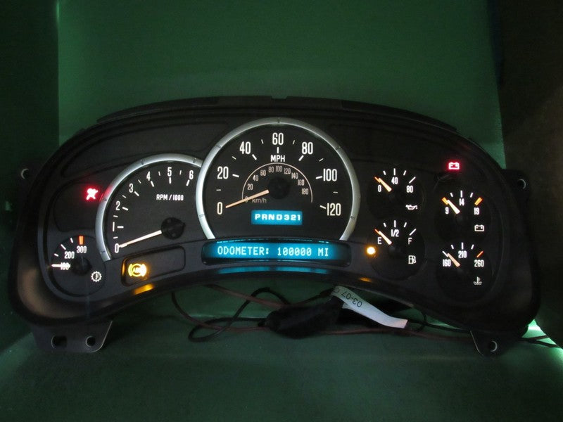 03-04 CADILLAC ESCALADE INSTRUMENT GAUGE CLUSTER SPEEDO MILEAGE PROG R