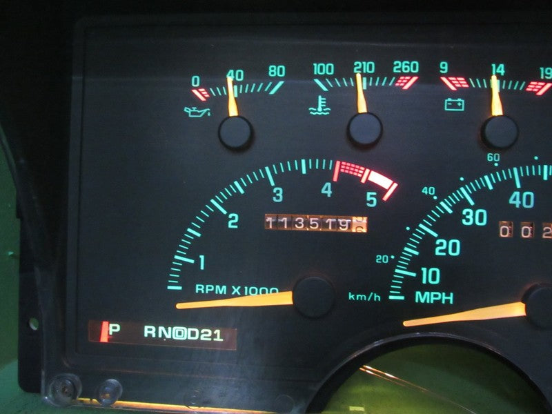 92-93 C/K TRUCK SUBURBAN INSTRUMENT GAUGE CLUSTER SPEEDO TACH 113K REB