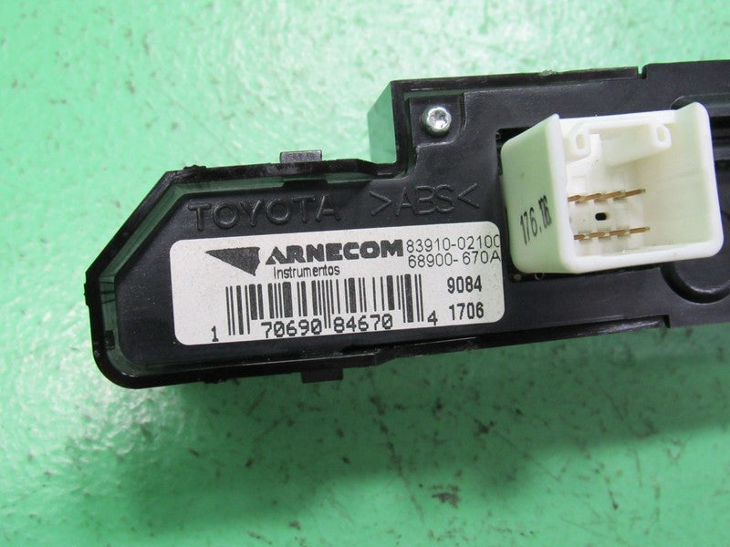 03-08 TOYOTA MATRIX DIGITAL CLOCK DASH DISPLAY SCREEN 83910-02100 REBU