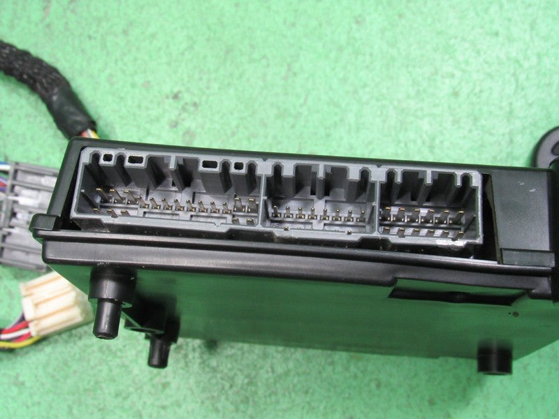 56049072AI 02-04 DODGE DAKOTA BCM CTM CENTRAL TIMING BODY MODULE PROGR