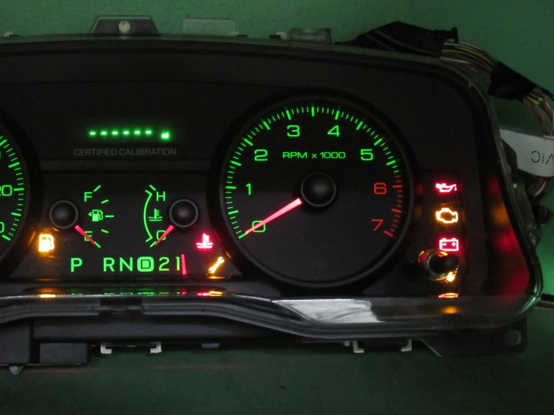09-11 CROWN VICTORIA P71 INSTRUMENT GAUGE CLUSTER SPEEDO TACH MILEAGE 