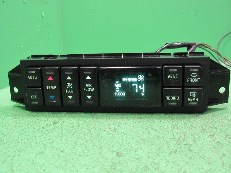 16202304 97-05 BUICK PARK AVE AC DIGITAL CLIMATE TEMPERATURE CONTROL R
